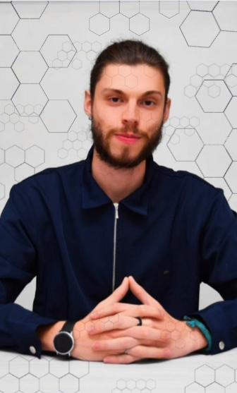 LUCAS ARIEL COMPRI GONÇALVES